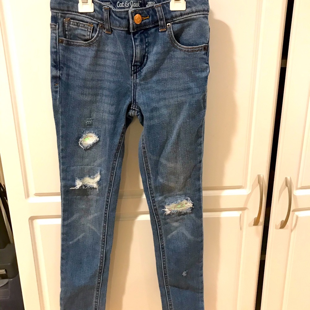 Stylish skinny jeans never worn